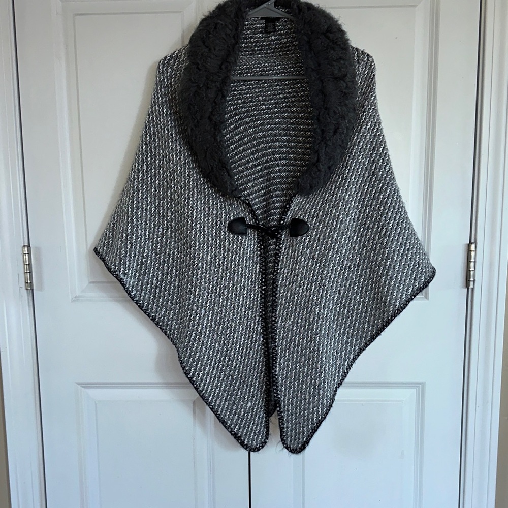 Elegant Black and Gray Women's Poncho